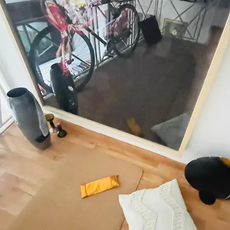 Hackert Art Apartment *
